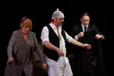 Razbiti vrč_Foto atelje Postojna (5)